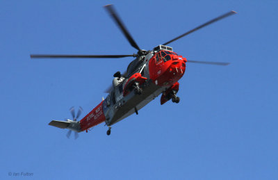 Ben Lomond, rescue helicopter fly past