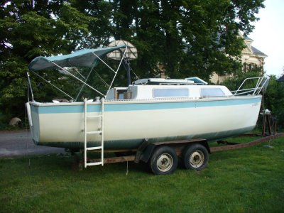P1030982sailboar24ft.jpg