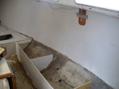 boatfin7-12P1040136.jpg