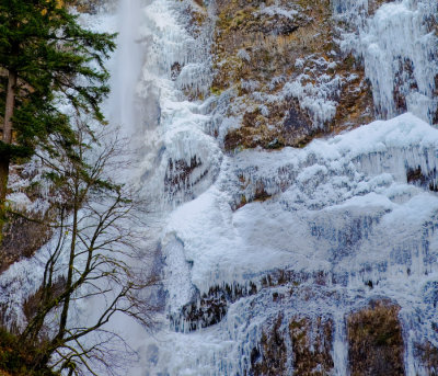 Jan 24 08 Multnomah Falls Winter-11-2.jpg