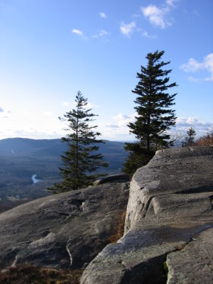 Rocky outcrop on Mt. Megunticook