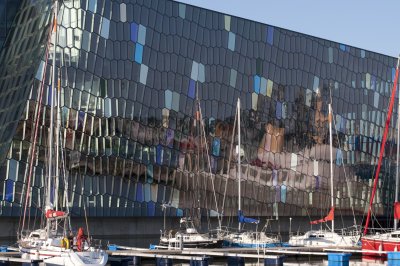 Reflections on Harpa