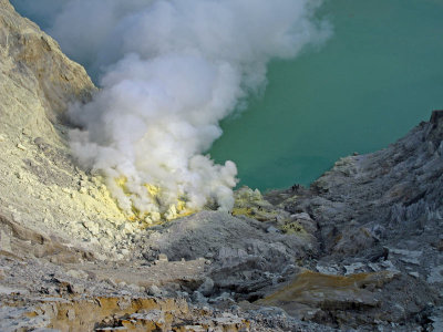 Sulphur mine