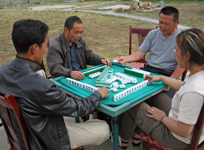 Playing mahjong, Litang