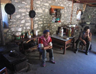 Farmhouse kitchen, Walnut Garden