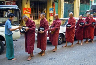 Queueing for rice