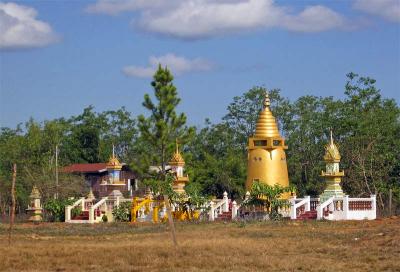 Shrines, Paksong