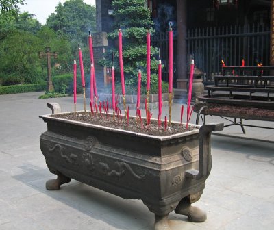 Incense urn