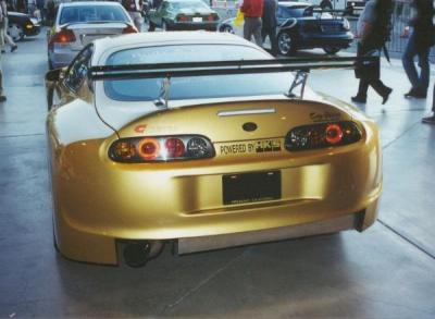 toyotasupra02.jpg