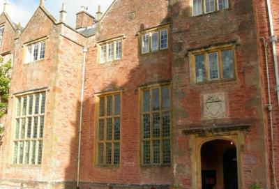 Tudor entrance.jpg