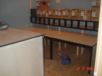 GALERY VIEW FROM TX DOOR.JPG