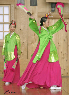 Korean Dancer 15