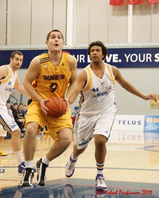 Queens vs Laurentian 08790 copy.jpg