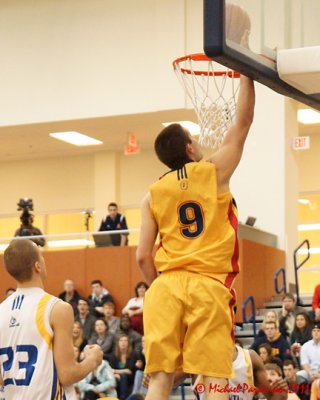 Queens vs Laurentian 08920 copy.jpg