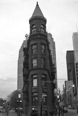 Flatiron Toronto 032105.jpg