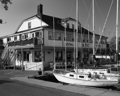 Kingston Yacht Club 07310.JPG