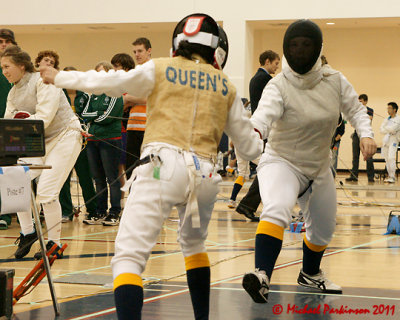 Queen's Fencing 05426 copy.jpg