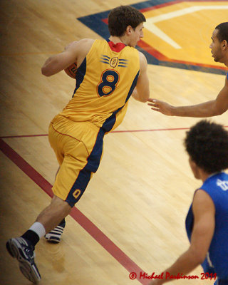 Queen's vs Lakehead 00550 copy.jpg