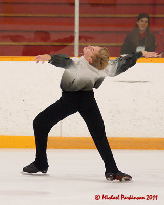 Queen's Figure Skating Invitational 03447 copy.jpg