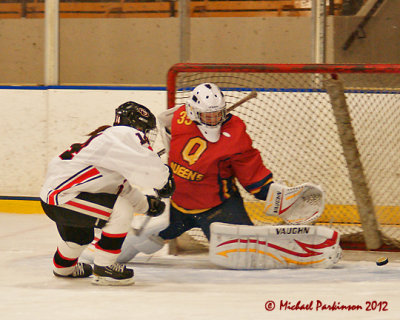 Queen's vs Carleton 06975 copy.jpg