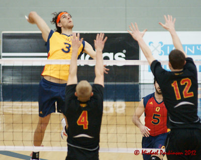 Queen's vs Guelph 03686 copy.jpg