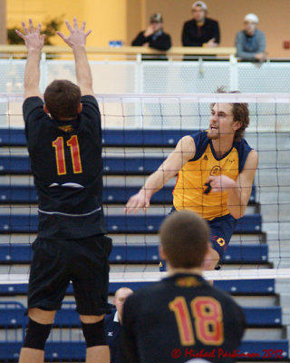 Queen's vs Guelph 03798 copy.jpg