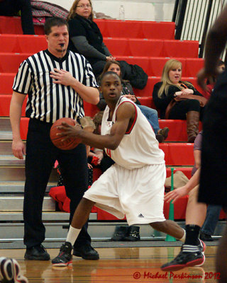 St Lawrence vs Seneca 02805 copy.jpg