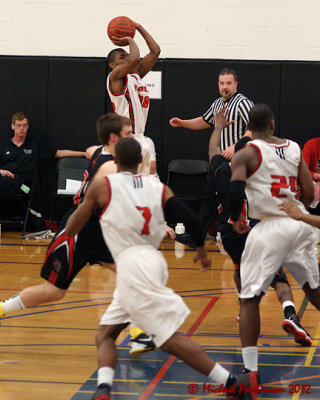 St Lawrence vs Seneca 02906 copy.jpg