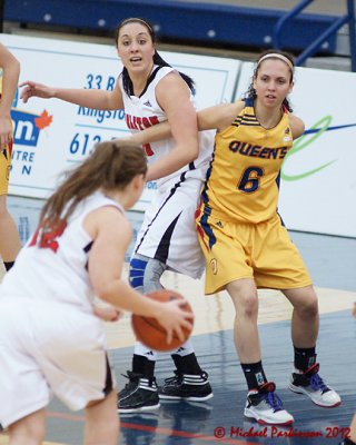 Queen's vs Carleton 03200 copy.jpg
