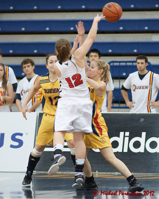 Queen's vs Carleton 03250 copy.jpg