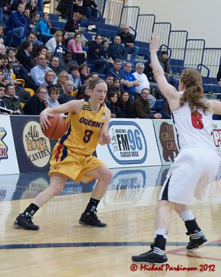Queen's vs Carleton 03253 copy.jpg