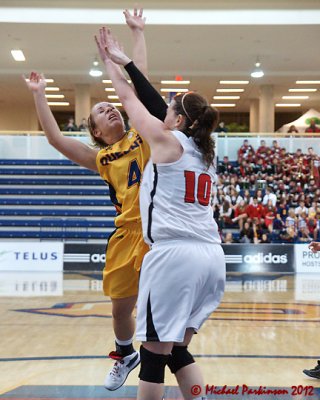 Queen's vs Carleton 03276 copy.jpg