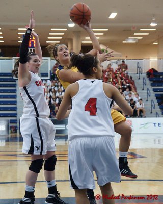 Queen's vs Carleton 03302 copy.jpg