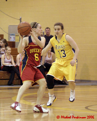 Queen's vs Laurier 06116.JPG