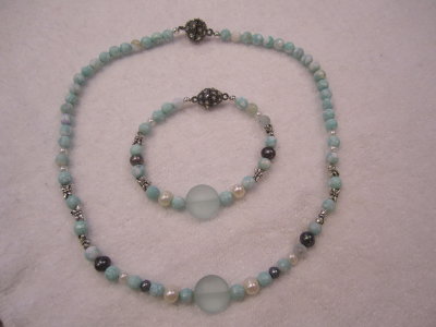 blue agate w/pearl w/dragonflies w/magnet clasp