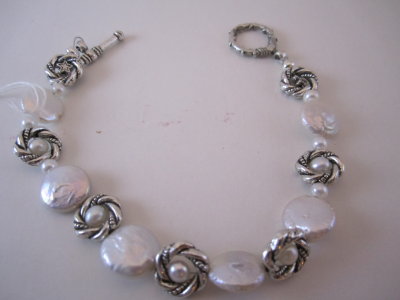 bracelet w/ coin pearls