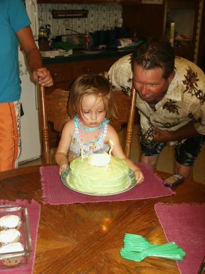 Maggie3rdBDay.060406 (175).JPG