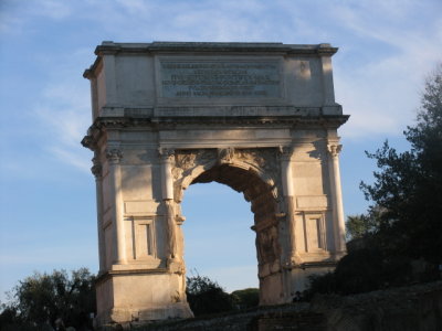 Arch in Roman ruins