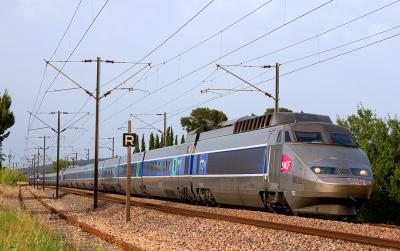 A double units of TGV Sud-Est near Sollies-Pont.