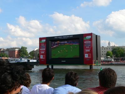 Frankfurt Floating Screen 2