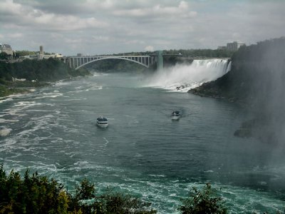 Two Maid of the Mist boat going to the upper falls.jpg