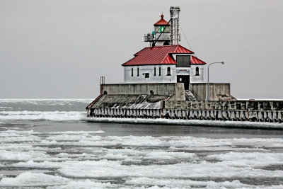 Duluth South Breakwater Outer Light