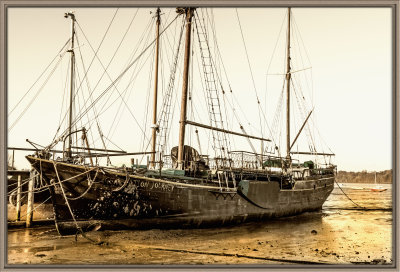 PIN MILL, SUFFOLK, AT SUNSET