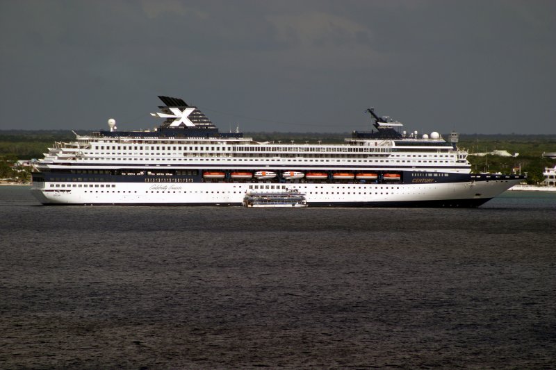 CELEBRITY CENTURY (1990) @ Cozumel, Mexico