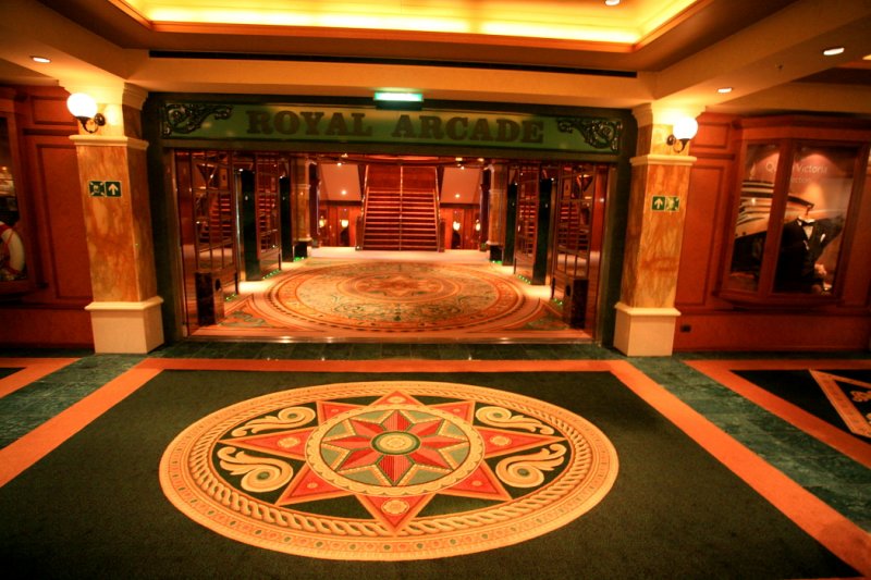 QUEEN VICTORIA Carpet Onboard