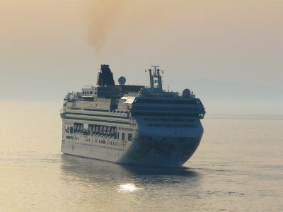 NORWEGIAN GEM (2007) @ Civitavecchia , Italy