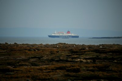 CALEDONIAN ISLES (1993) @ Ardrossan, Scotland (Approaching)