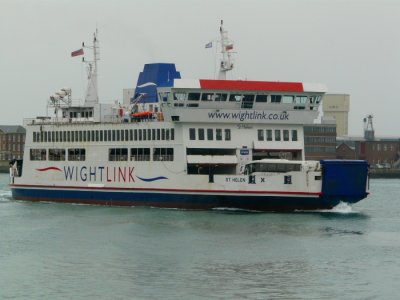 ST HELEN - @ Portsmouth, UK (Arriving)