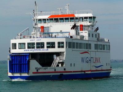 WIGHT LIGHT - @ Yarmouth, Isle of Wight (Arriving)