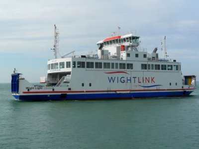 WIGHT LIGHT - @ Yarmouth, Isle of Wight (Arriving)